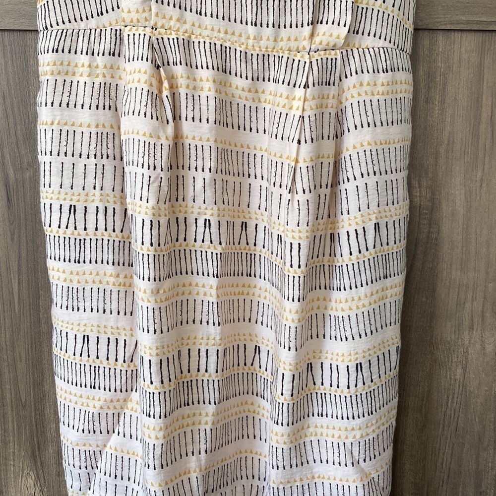 BCBGENERATION Open Back Dress Size 6 - Picture 4 of 15